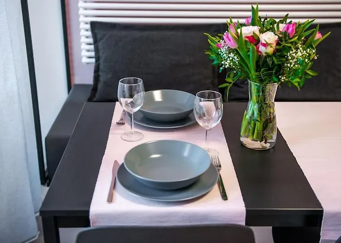 Апартаменти Sunny With Cute Dragon In The Center+parking