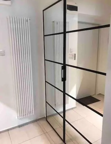 Апартаменти Sunny With Cute Dragon In The Center+parking *