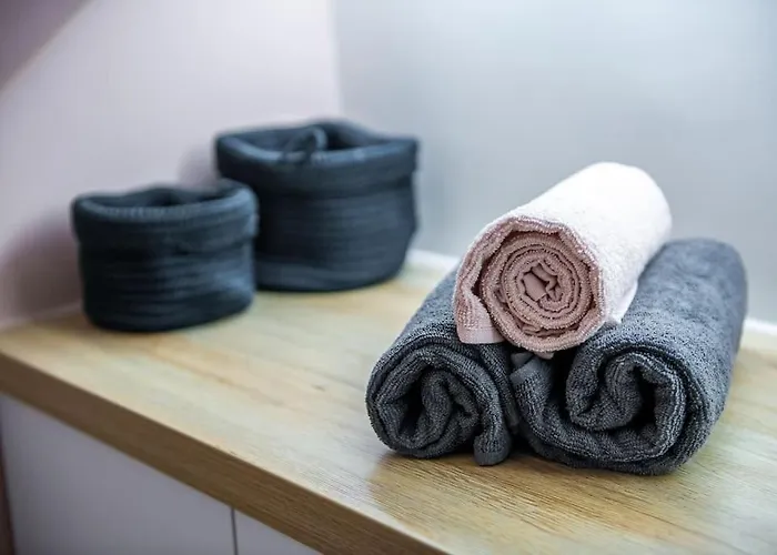 Sunny With Cute Dragon In The Center+parking Апартаменти *